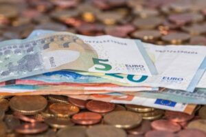 Cash Reserve for Small Business: How Much to Keep and Why